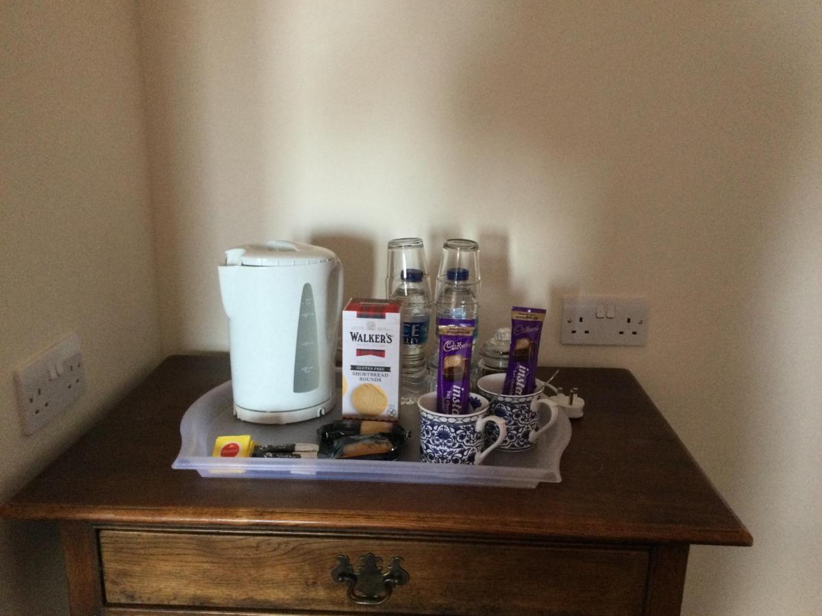 Victoria Bed & Breakfast Bacton  Bagian luar foto